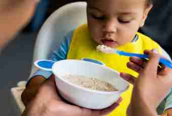 How to give porridge to babies